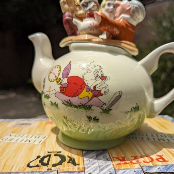 Disney Alice in Wonderland Paul Cardew Limited Ed. Ceramic Teapot White Rabbit - Picture 2 of 4